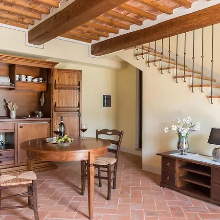 Il Casale Di Manuele 12, Emma