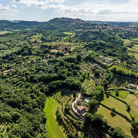 Villa Il Casale Di Manuele 12, Emma *